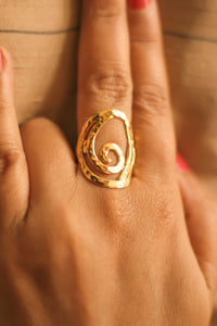 Beaten Spiral Ring (Gold-Plated)