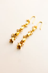 Jasmine & Pearl Hook Earrings (Gold)
