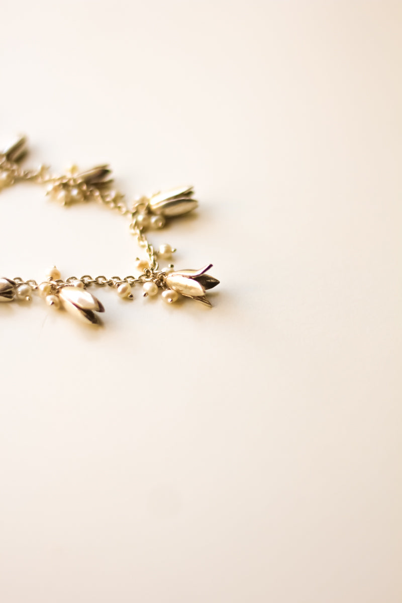 Jasmine Long Garland Necklace (Silver)