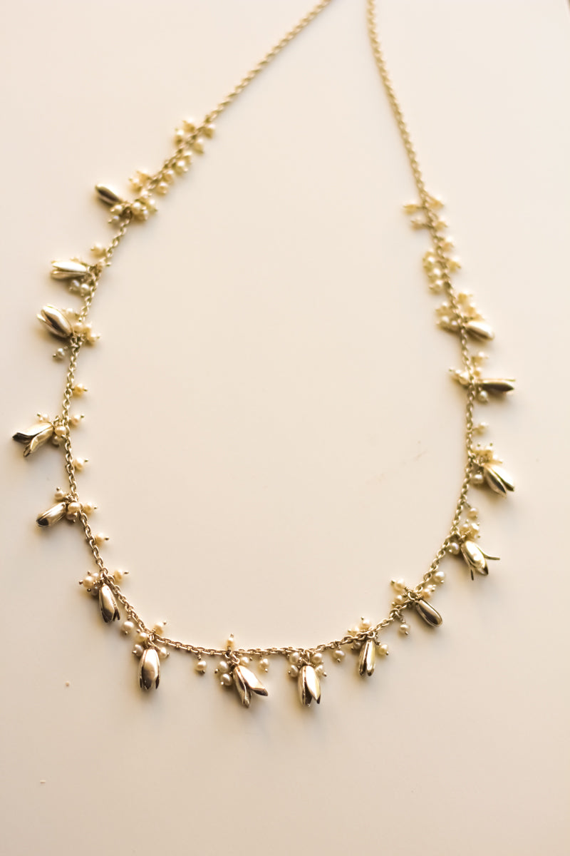 Jasmine Short Garland Necklace (Silver)