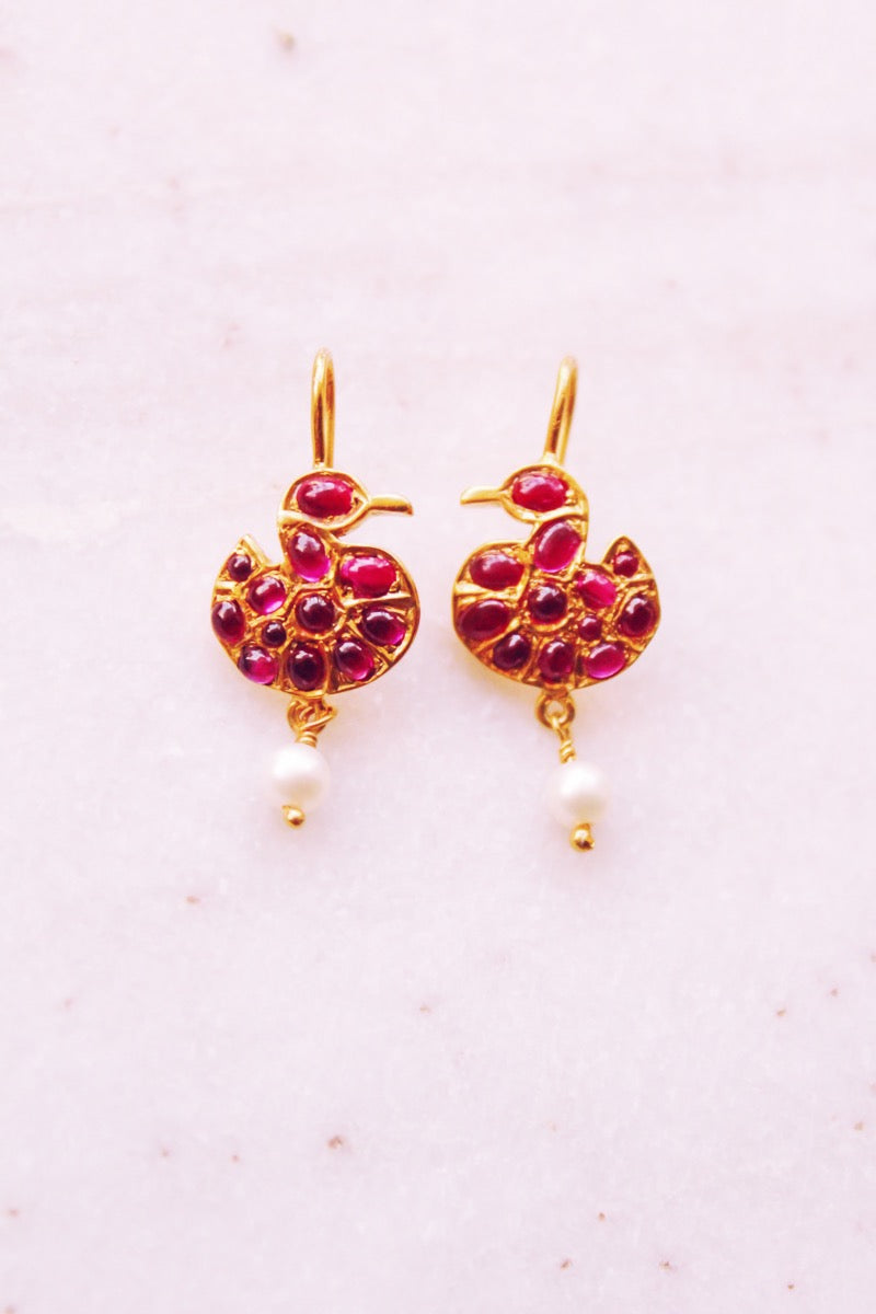 Hamsa With Pearl Hoop Earrings (Gold-plated)