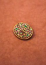 Load image into Gallery viewer, Rudrani Fine Ellipse Pendant
