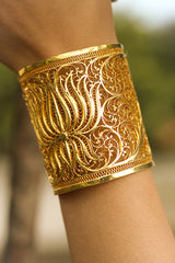 The Padmotsav Cuff (Gold)