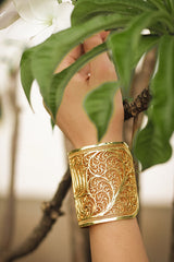 The Padmotsav Cuff (Gold)