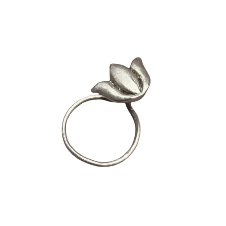 Lotus Coil Nosepin Silver