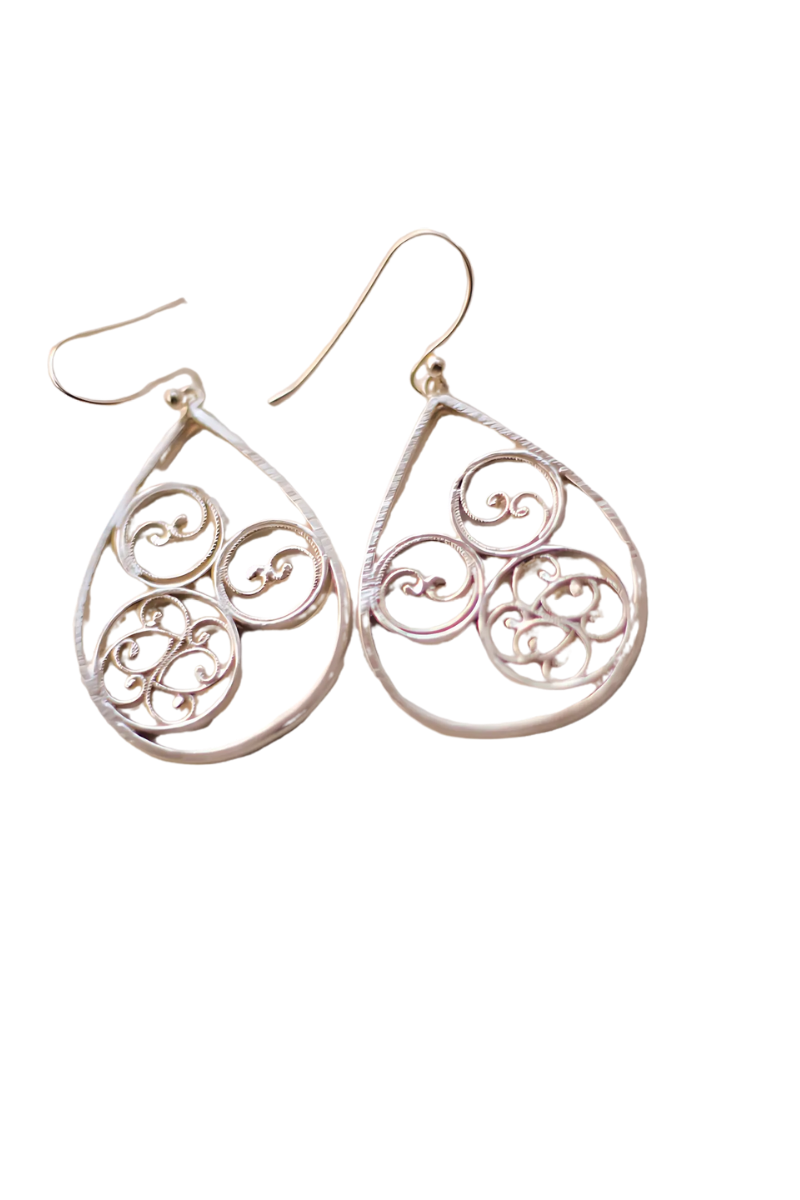 Filigree Waterdrop Hoop Earrings (Silver)