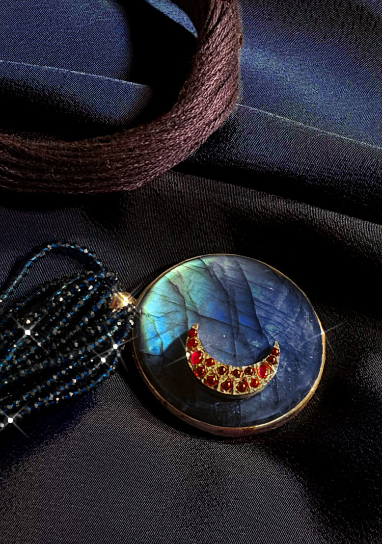 Nishita necklace