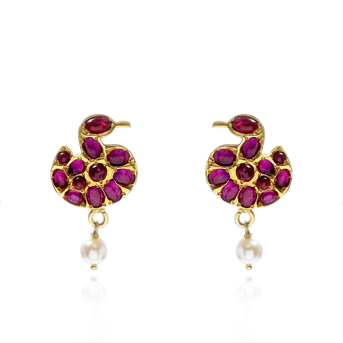 Swan Pearl Stud