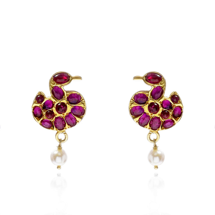 Swan Pearl Stud