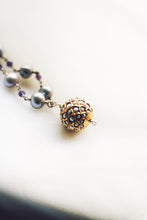 Load image into Gallery viewer, Grey Pearl String With Amethyst Beads and Bikaner Bead

