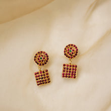 Load image into Gallery viewer, Devi Meenakshi Everyday Earrings
