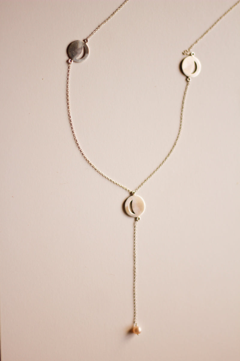 Bulan Chandelier Necklace (Silver)