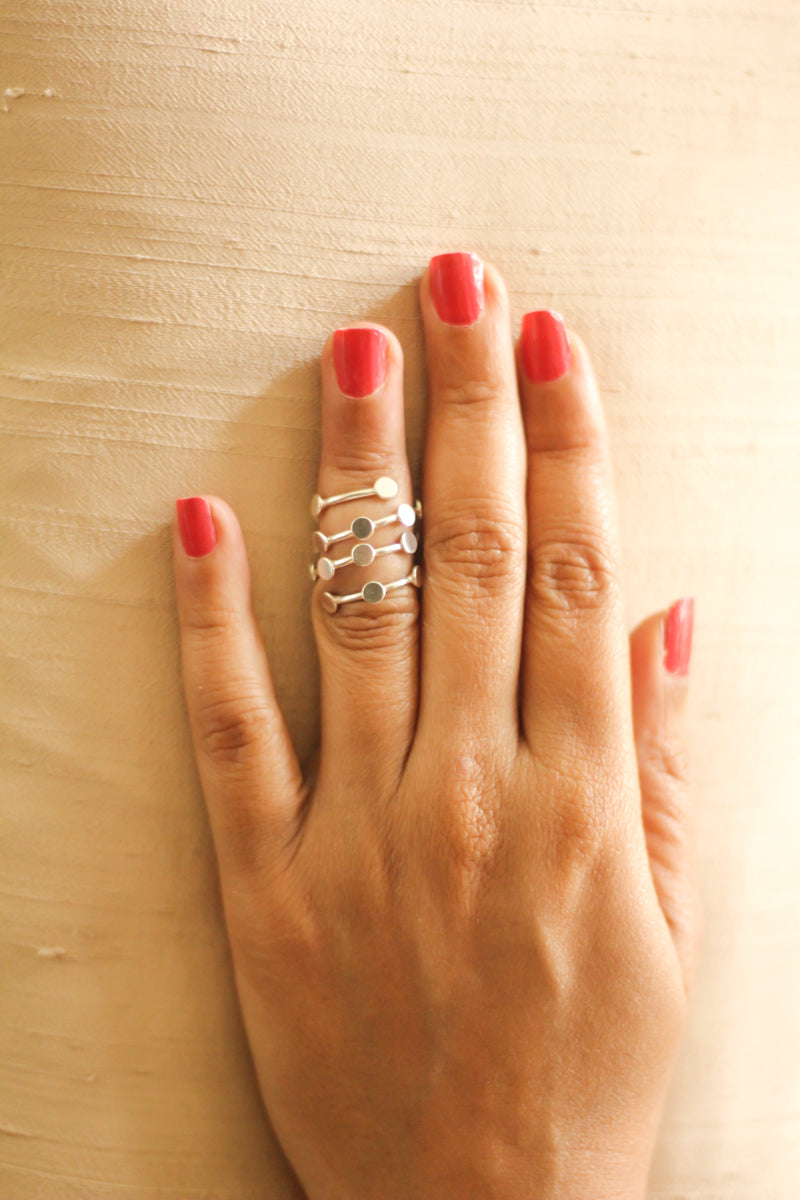 Dot Coil Flow Ring (Silver)