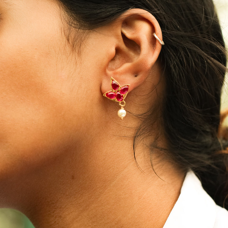 Lotus Pearl Stud
