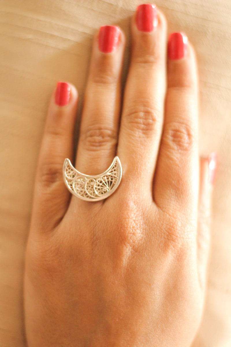 Filigree Crescent Ring (Silver)