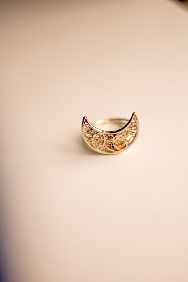Filigree Crescent Ring (Silver)