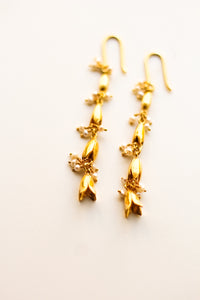 Jasmine & Pearl Hook Earrings (Gold)