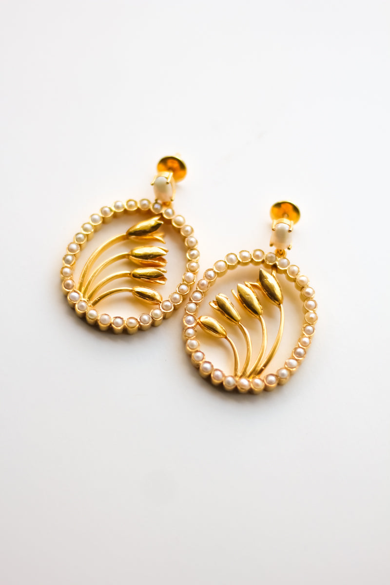 Blooming Jasmine Oval Earrings (Gold)