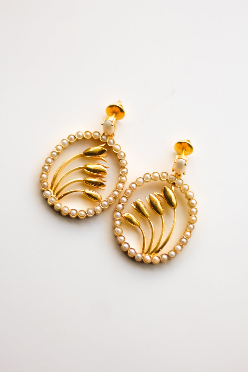 Blooming Jasmine Oval Earrings (Gold)