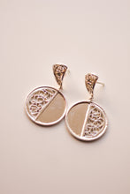 Load image into Gallery viewer, Filigree Circle Stud Earrings (Silver)
