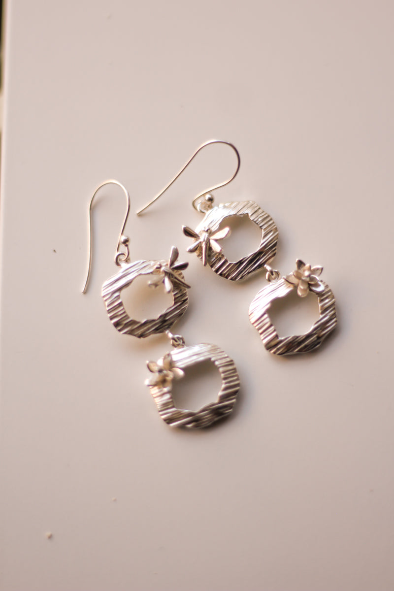 Dragonfly In A Pond Hoop Earrings (Silver)