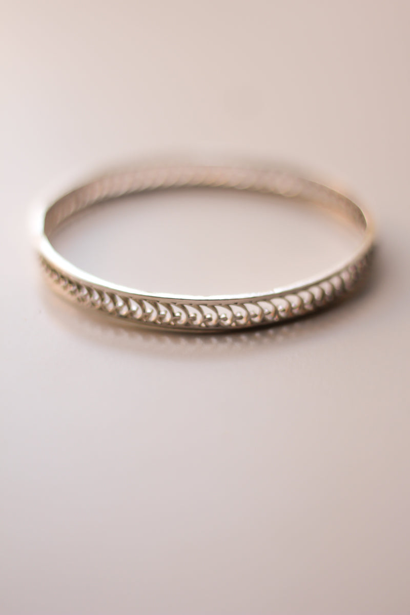 Growing Spiral Bangle (Silver)