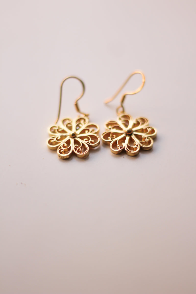 Filigree Dahlia Hoop Earrings (Gold-Plated)