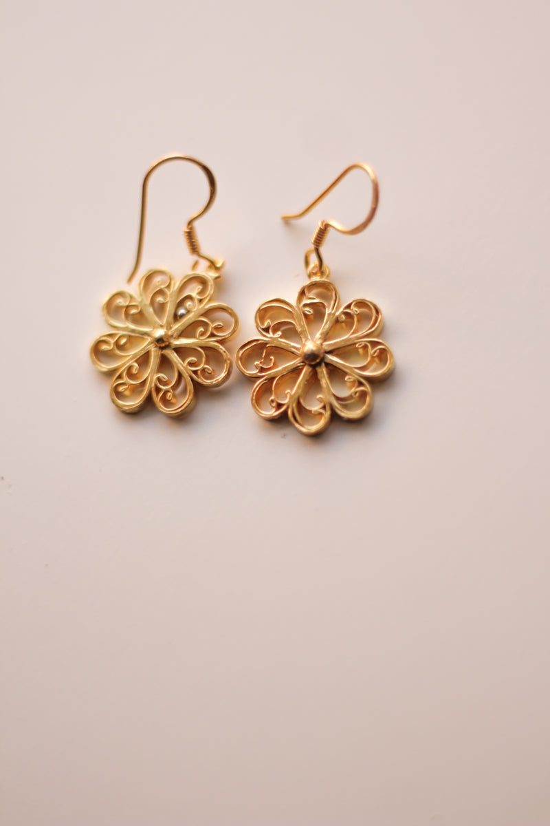 Filigree Dahlia Hoop Earrings (Gold-Plated)