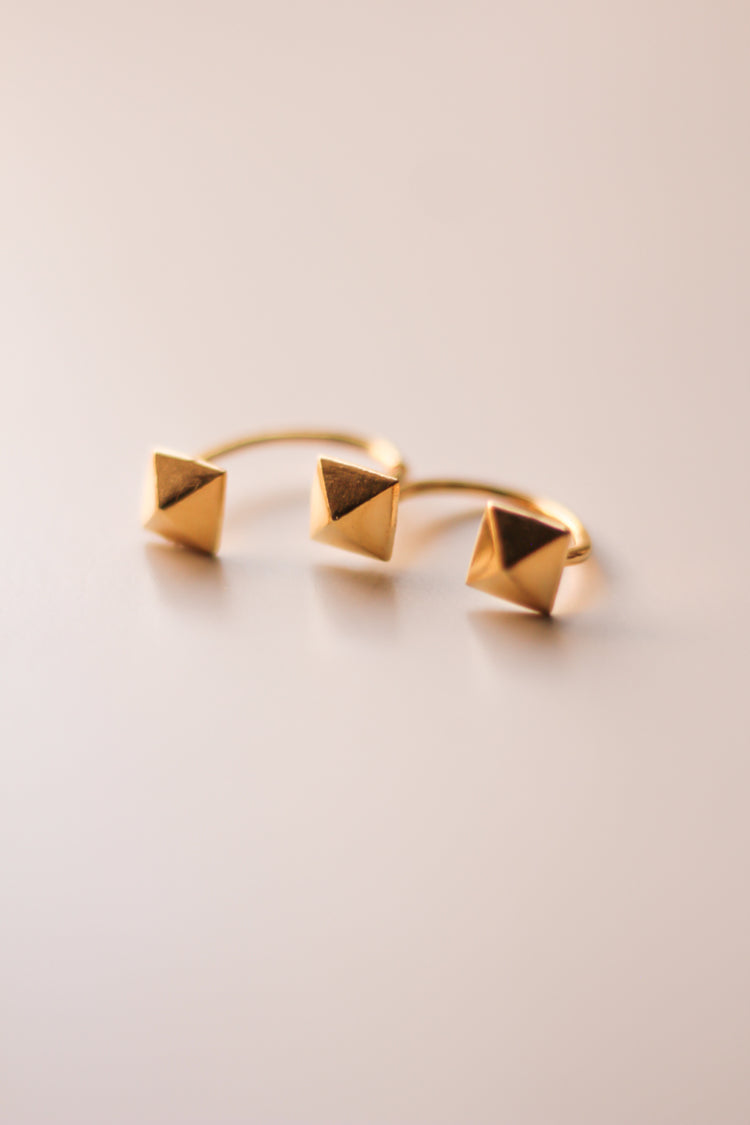 Pyramind Ring (Gold-Plated)