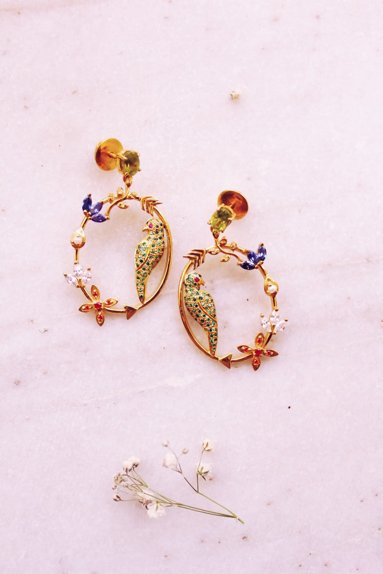 Peridot Studded Parrot In Circular Arrow With Kamadeva’s 5 Flowers Earrings