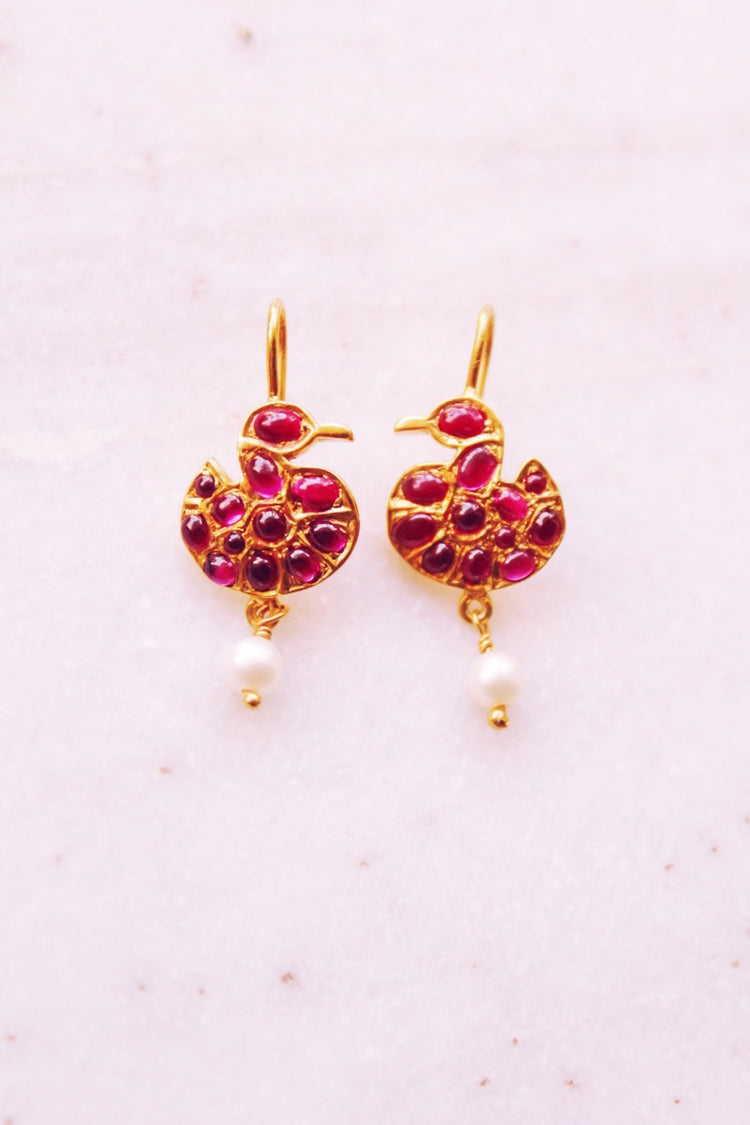 Hamsa With Pearl Hoop Earrings (Gold-plated)