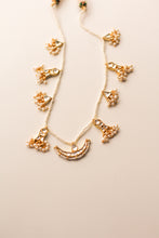 Load image into Gallery viewer, Selene Kundan Necklace With Earrings ( Gold )
