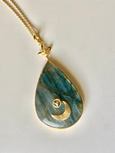 Load image into Gallery viewer, A Dew Drop From The Ganges Necklace
