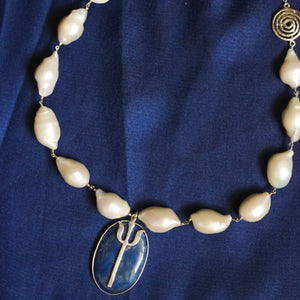 Lapis Lazuli Trishul Pearl Necklace (Silver)