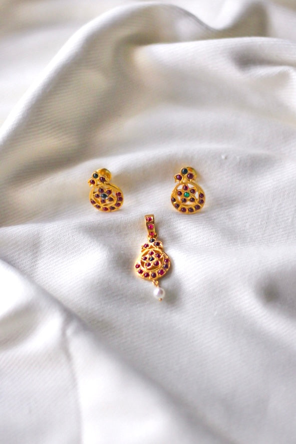 Meenakshi Goddess Set (Earrings + Pendants)