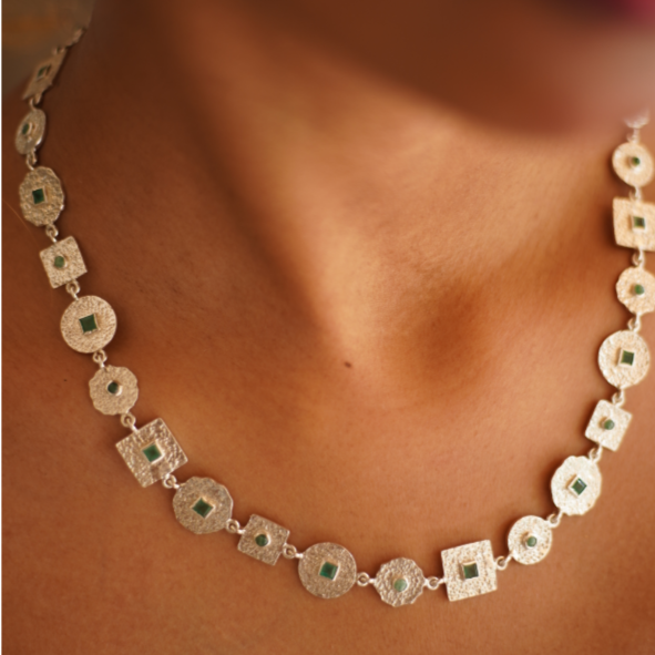 Beaten Coin Modern Kasai Mala Emerald Necklace