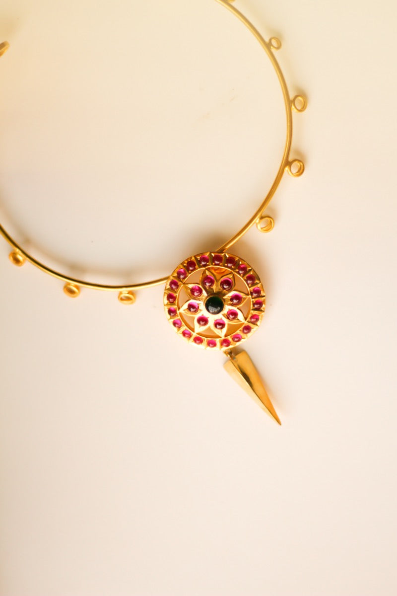 Temple Circle Warrior Choker (Gold-Plated)