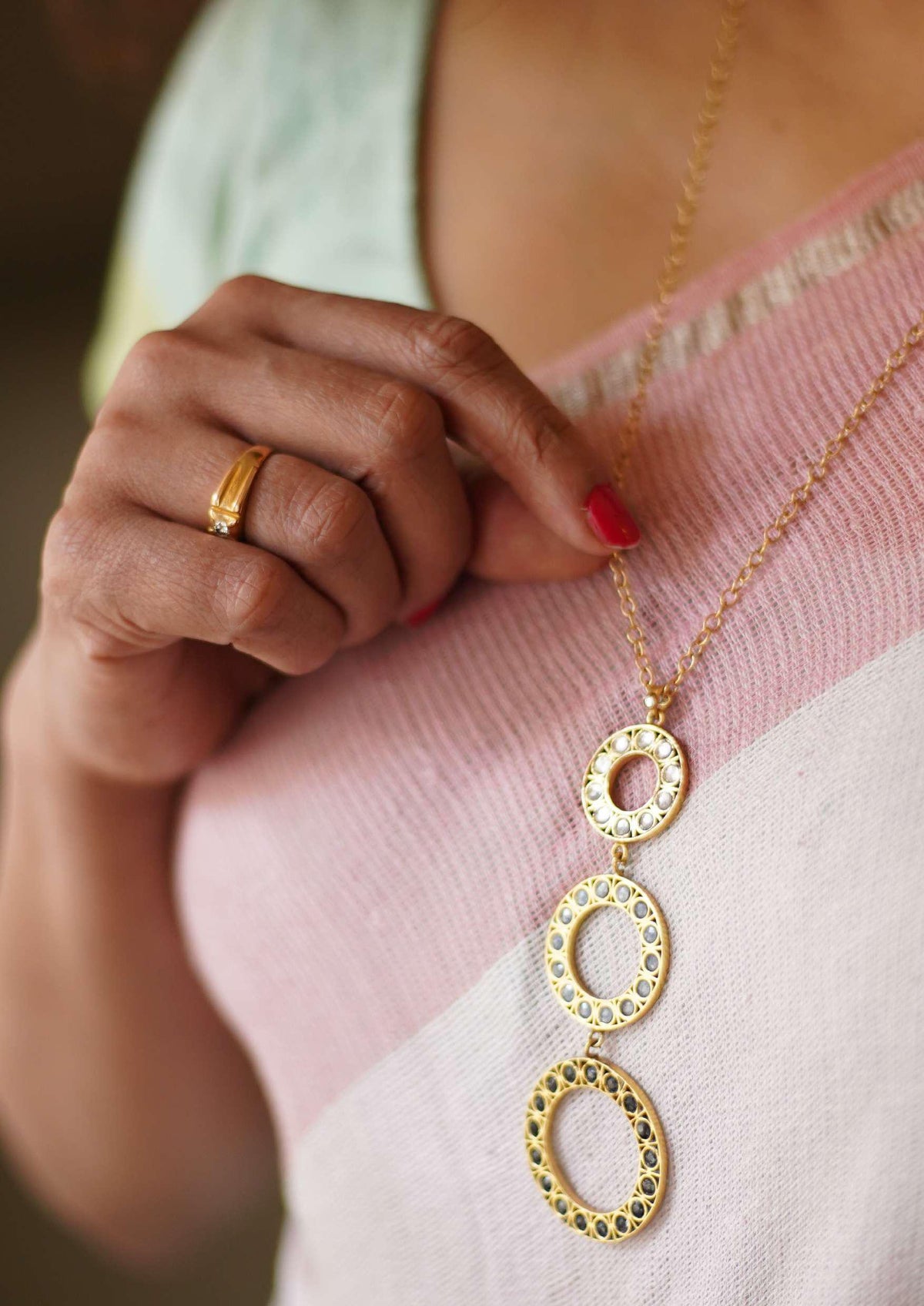 The Three In My Universe Circular Kundan Necklace