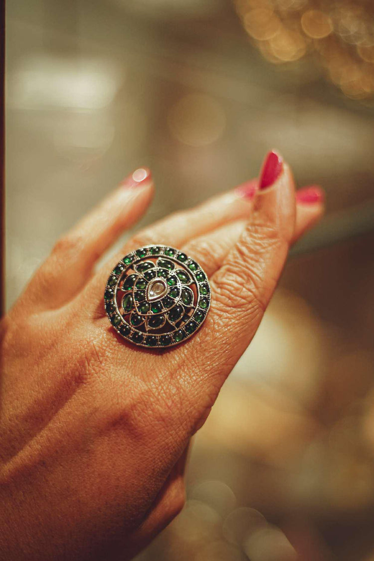 Green Onyx Flower Ring